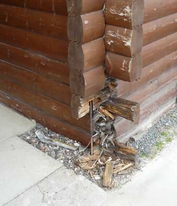 The log cabin foundation accuracy of the levels has been the key problem here The log cabin foundation accuracy of the levels has been the key problem here