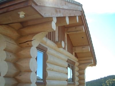Log cabins Canada - Solid log cabins look great!